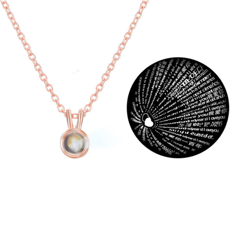 Collier avec projection « Je t’aime » en 100 langues