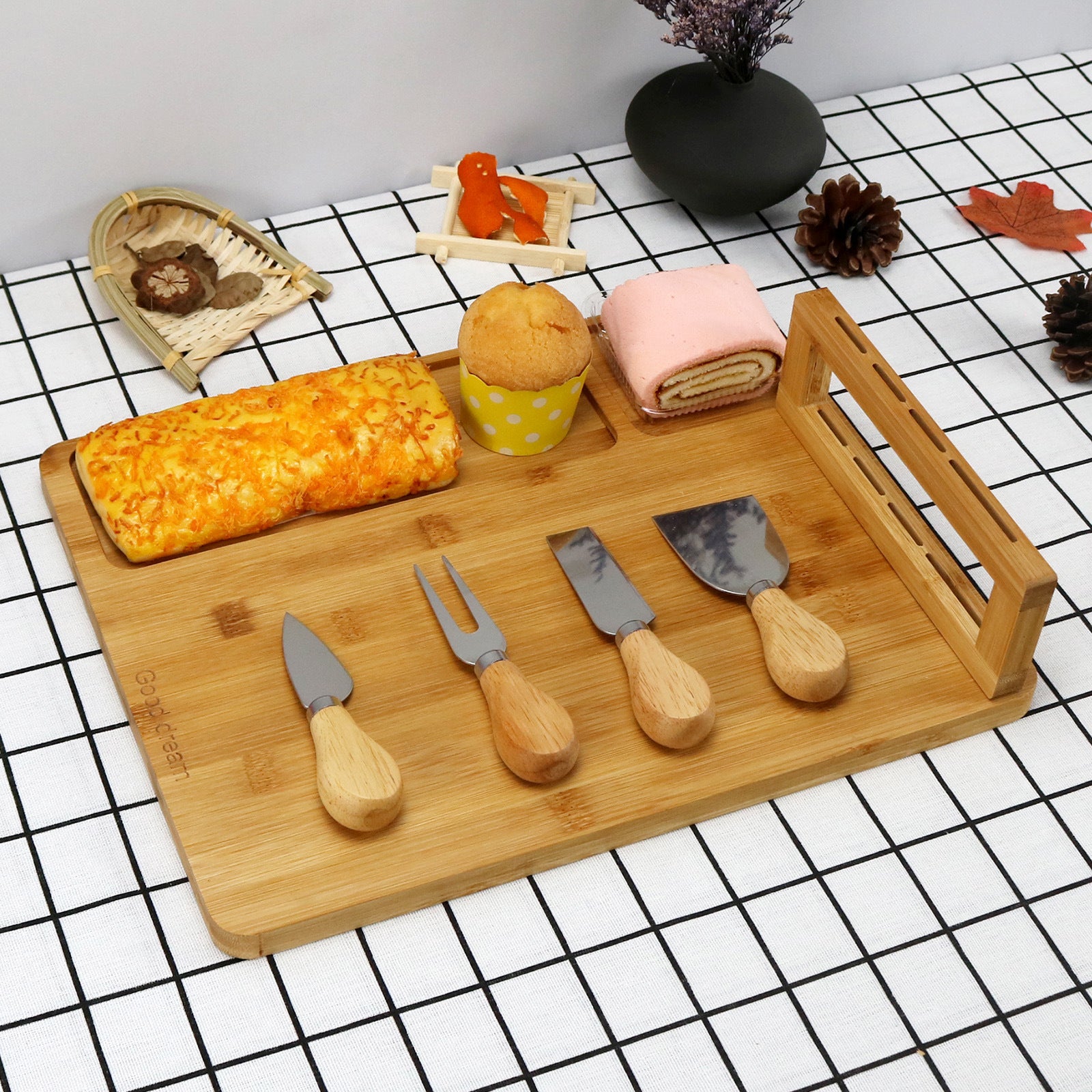 Plateau Fromage et Fruits en Bambou avec Couteaux - 2 en 1