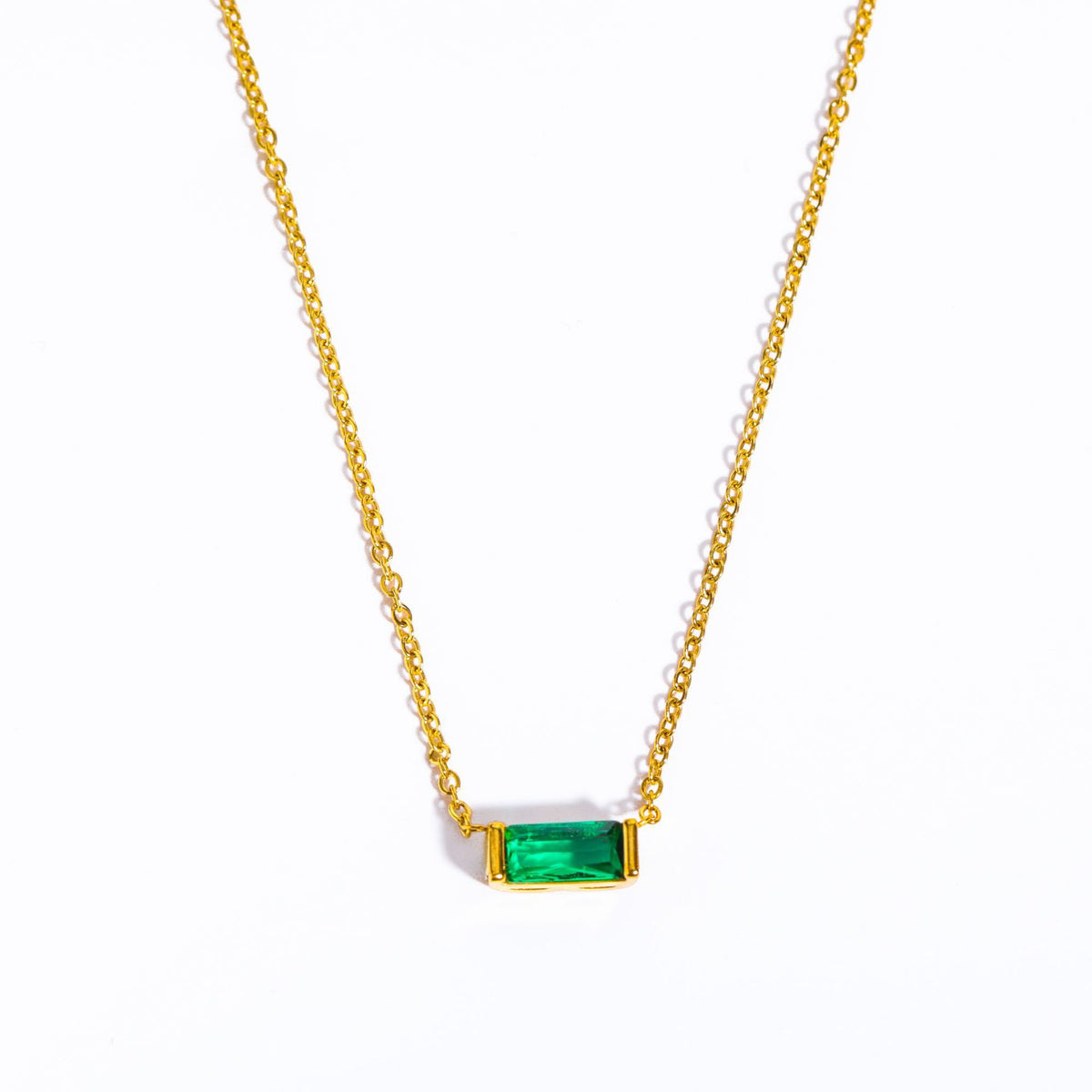 Collier avec pierre de naissance en zircon – 12 mois au choix