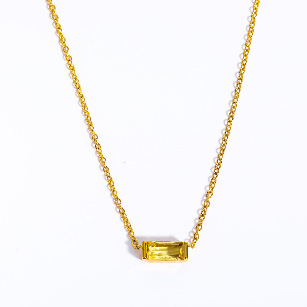 Collier avec pierre de naissance en zircon – 12 mois au choix